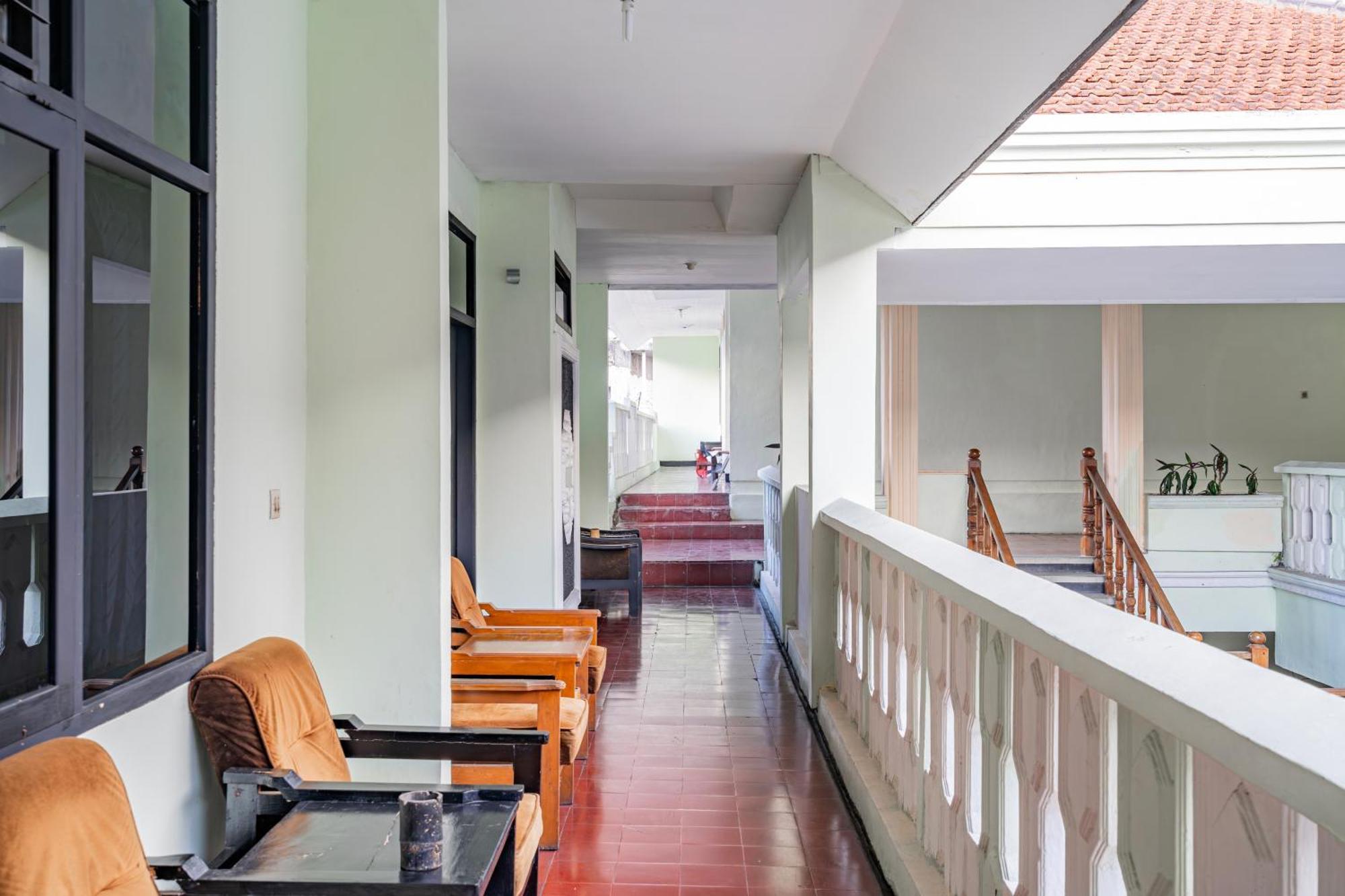 Collection O Tasikmalaya Near Stadium Wiradadaha Formerly Hotel Abadi Eksteriør billede